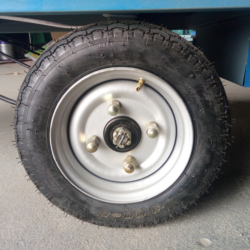 定制正新朝陽前進(jìn)叉車實(shí)心輪胎 適用于合力杭叉前28*9-15后650-10規(guī)格的專業(yè)解決方案